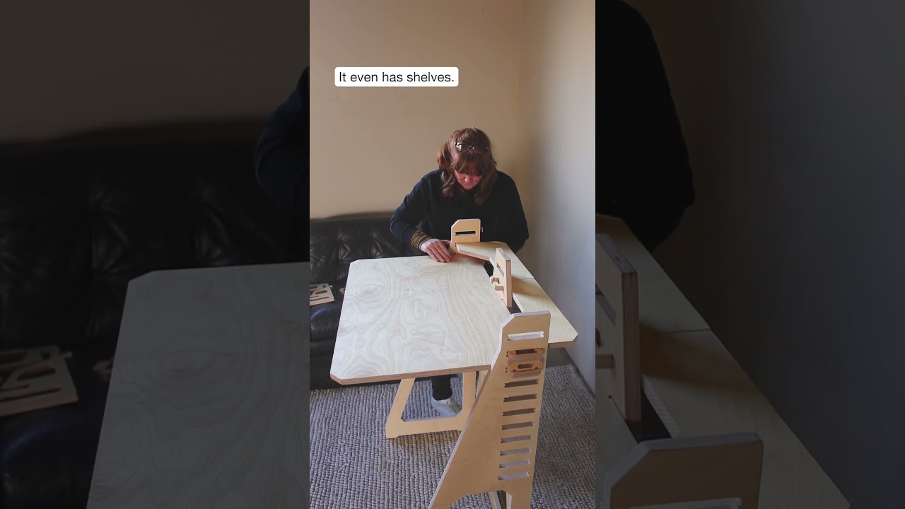 The big desk for small spaces 