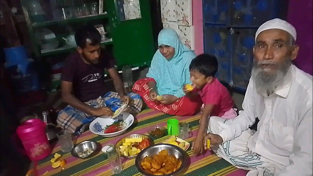 আজকের দিনটা আমার জন্য স্পেশাল কারণ বাবার সাথে ইফতারি