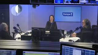 Celebrity Robert De Niro en visite dans un village de la Loire sur les traces de son père Profile