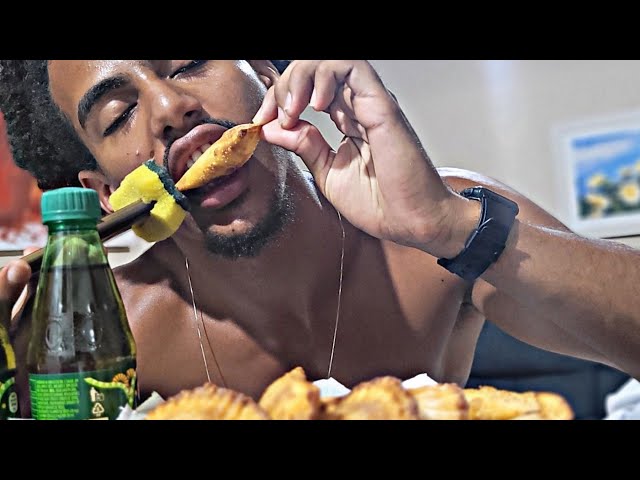 ASMR CROCANTES PASTÉIS DE QUEIJO, DE CRIA 🇧🇷 #mukbang 🤤