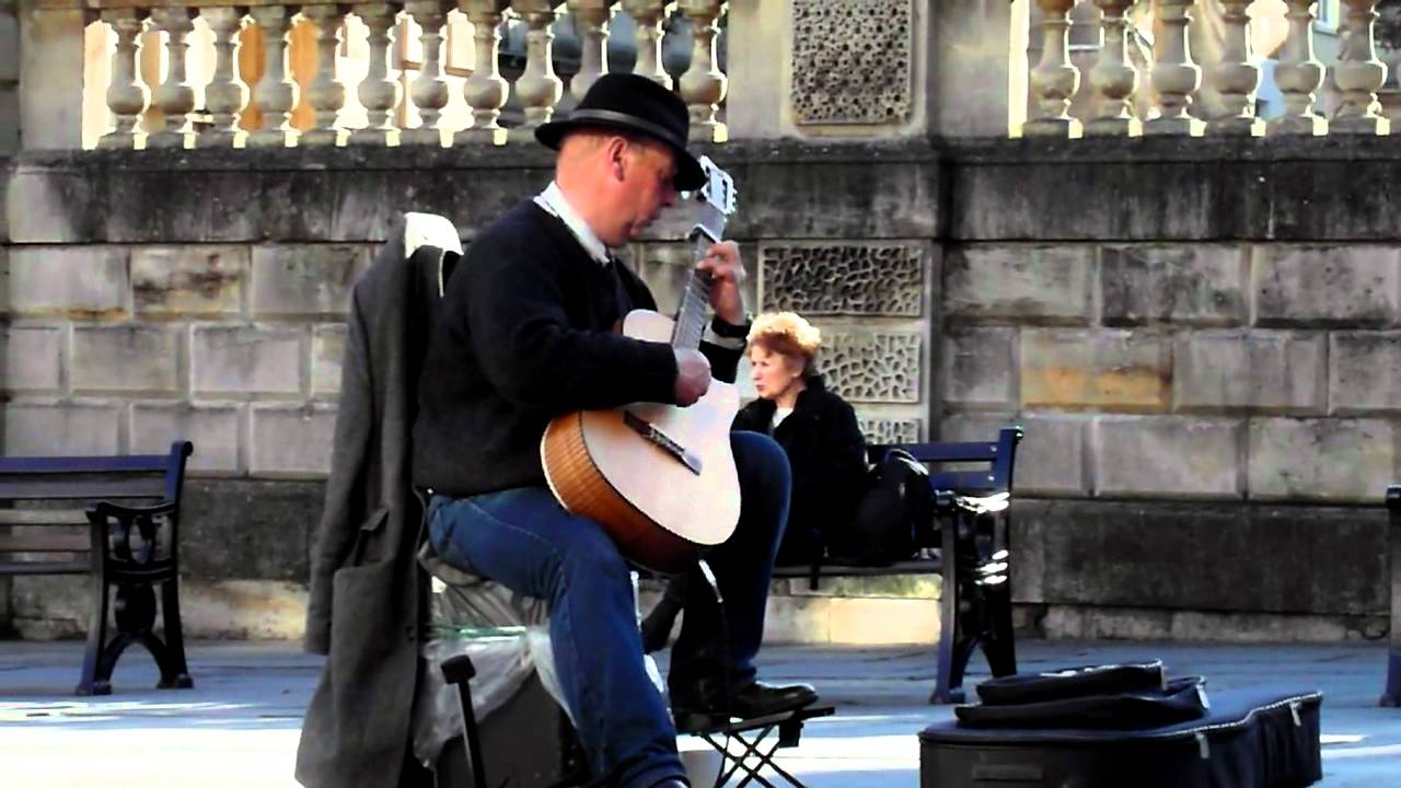 Busking - Spanish Guitar and Bath Abbey Square - Gary Millhouse