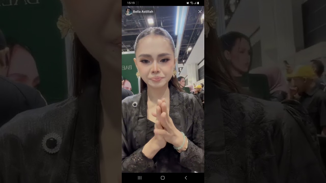 Bella Astillah di singapore