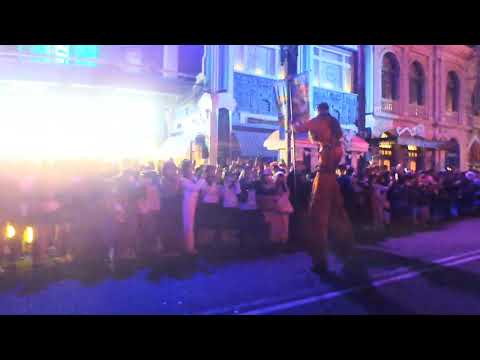 2023 10 30 USJ チェーンソーゾンビ ゾンビデ·ダンス ユニモン前