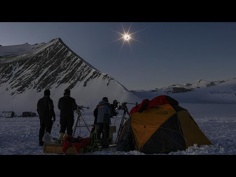 Vídeo: Por Que As Cinzas Da Montanha Amadurecem No Outono