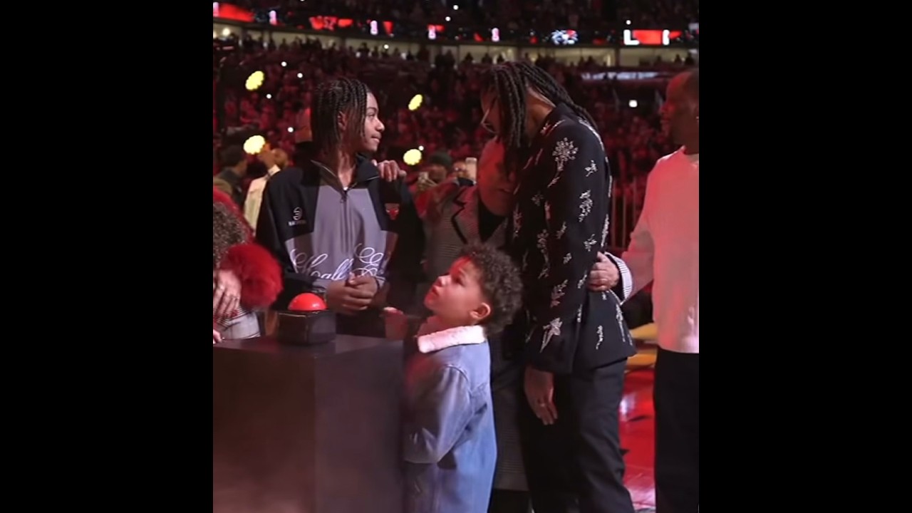 Derrick Rose gets EMOTIONAL during his Jersey Retirement Ceremony Bulls vs Celtic 