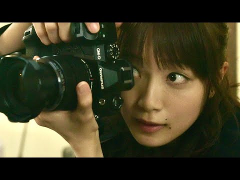 深川麻衣の透明感あふれる強い眼差し、主題歌に安田レイの「amber」映画『おもいで写眞』予告編