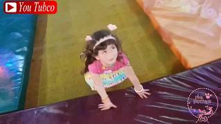 العاب الاطفال مضحك جدا في الملاهي مع اغاني طيور الجنة Kids Games with their parents in the screenshot 4