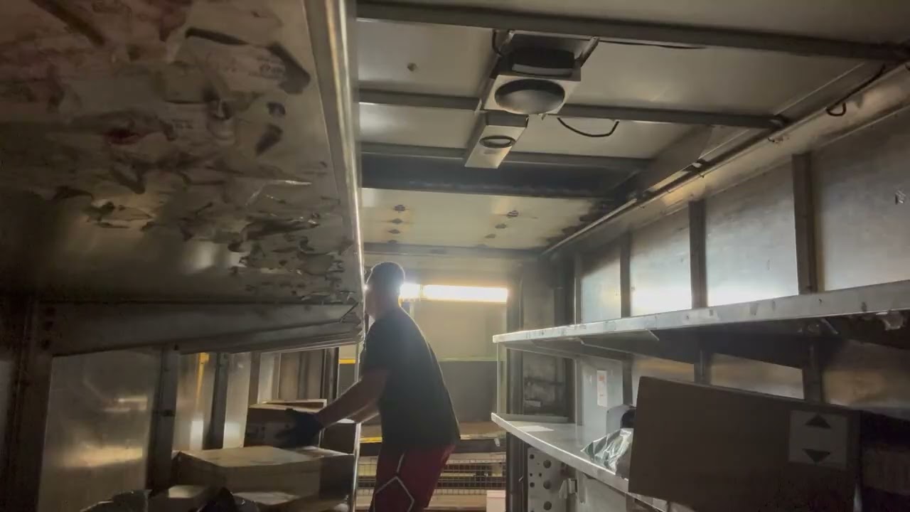 Day in the Life of a UPS Unloader #2
