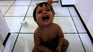 Pelado E Dando Risada