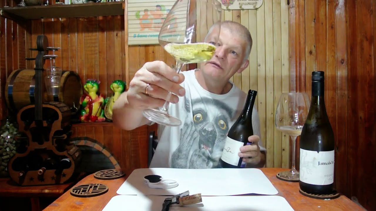 Два сказочных вионье из Крыма Золотое поле 2024г 500р и Чили  Vina del Pedregal, 