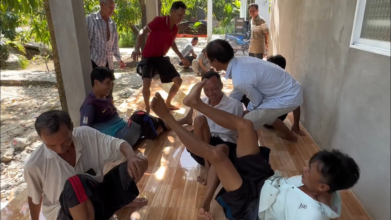 Mặc Quần không dùng Tay . Mùng 3 TếT Năm 2026 quá vui VXĐ 