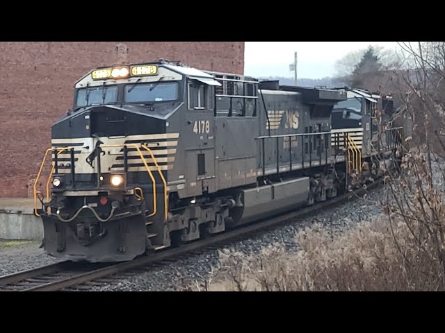 NS 4178 Leads 594 w/ Nice Hornshow Through Cheswick, PA | 12-23-23