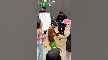 Lisa Noticed Rose