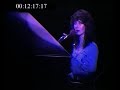 Capture de la vidéo Kate Bush - Live At Apollo, Manchester 1979 (Archive Master Tape)