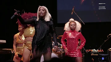 Teebillz surprises Tiwa Savage on Stage at AFRIMMA 2017 (Full Video)