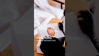 Dont wake the panda... unless youre ready to groove!🐼💃✨ #HUAWEIWatchFIT5Pro #dance #unboxing