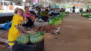 ABU rickshaw harvests gourds to sell and buy beef noodle soup to feed mom