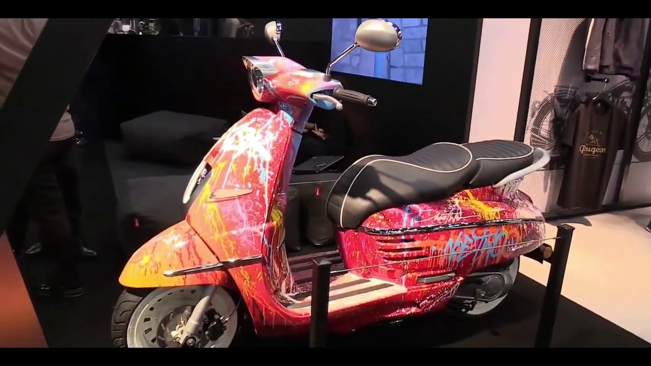 2019 Peugeot Django Custom Paint Scooter | Look Around & First Look at Motor Show