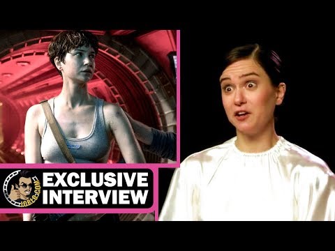 Katherine Waterston | ALIEN  COVENANT Interview (2017) JoBlo.com