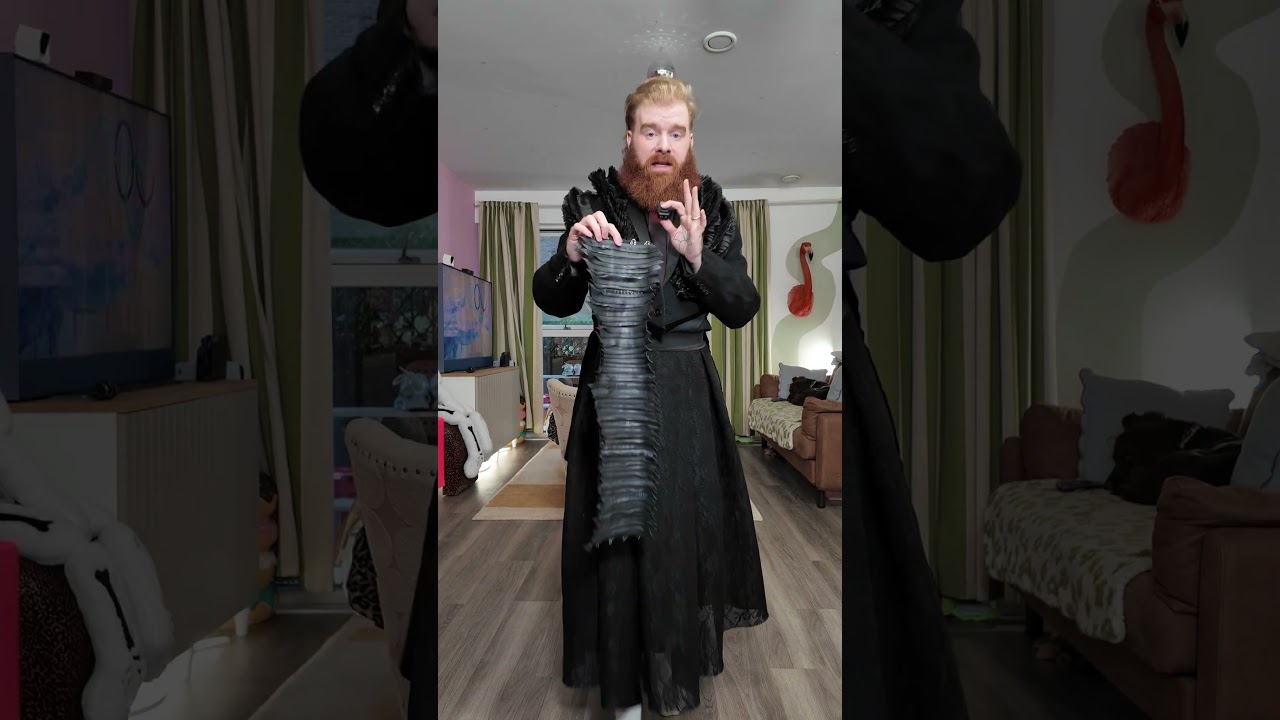 Styling the hat I made for the Wuthering Heights Premiere 🌹 