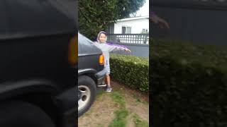 T pose attack