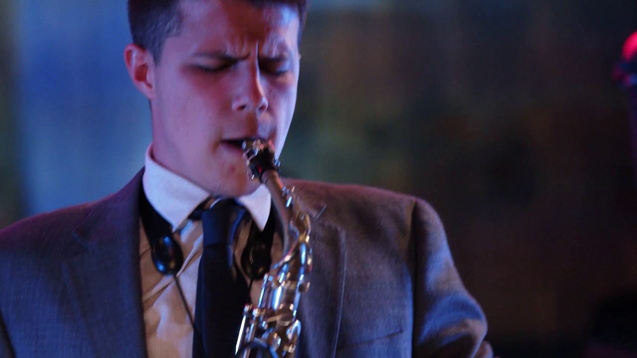 Frost Concert Jazz Band - "Don't Jive The Hitman"