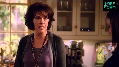 Chasing Life Deleted Clip #1: April and Sara | Fre...