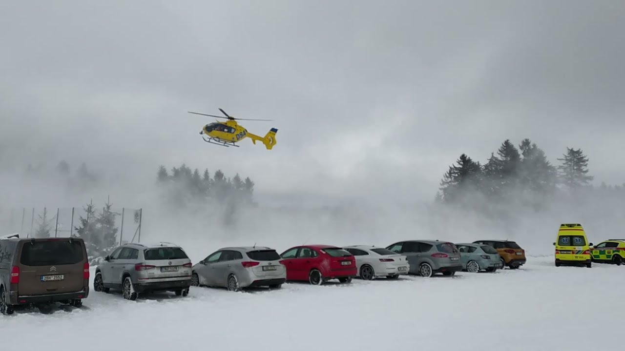 Vzlet LZS Kraje Vysočina z hřiště ve Vlachovicích + RV Kia Sportage + Volkswagen Transporter