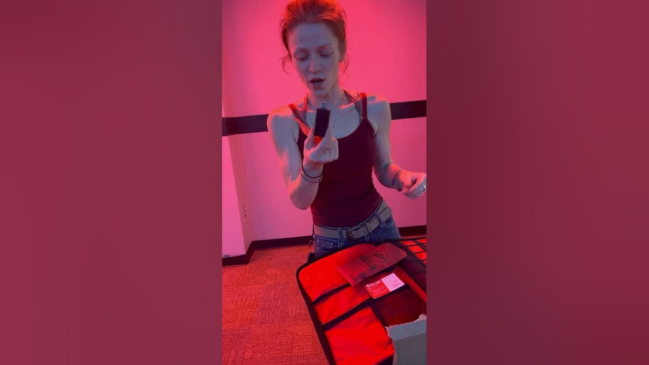 How a hacker unboxes a Hak5 package with Rubber Ducky, Shark Jack, Bash