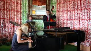 Holly Moyer - The Dolphin (live)