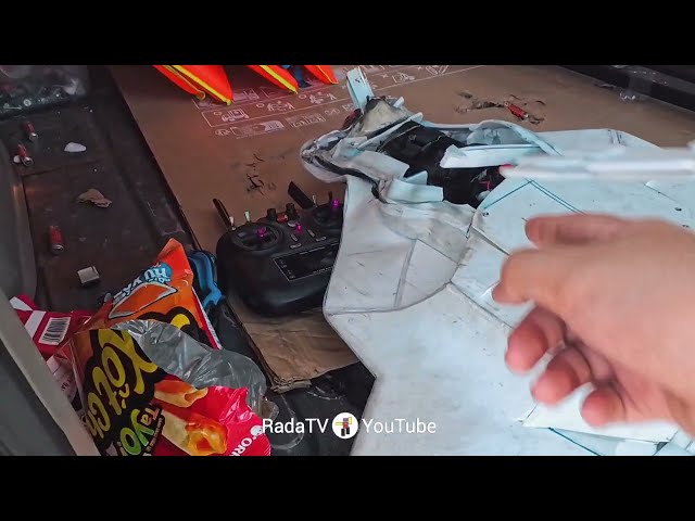 Bay kỹ thuật lần đầu cho UAV tự chế