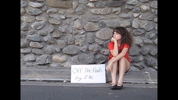 Elle - Off The Rails (Lyric Video)