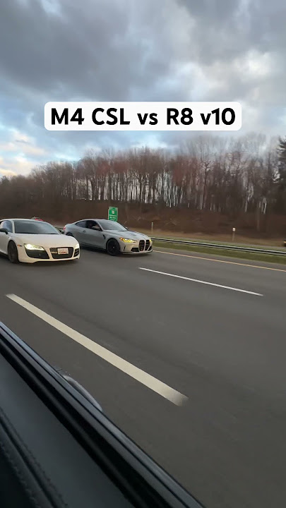 M4 CSL vs R8 v10 😆 #bmw #bmwm #m4 #r8 #r8v10 #audi