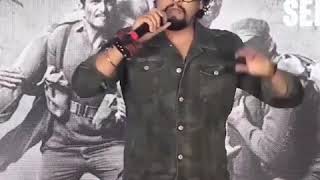 Sandese Aate Hai song without music by Sonu Nigam Resimi