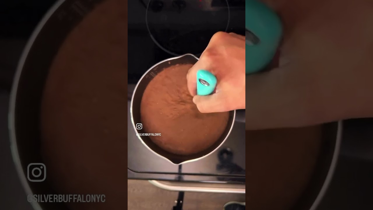 Silver Buffalo Looney Tunes Bugs Bunny Face 3D Sculpted Ceramic Coffee Mug, 22-Ounces