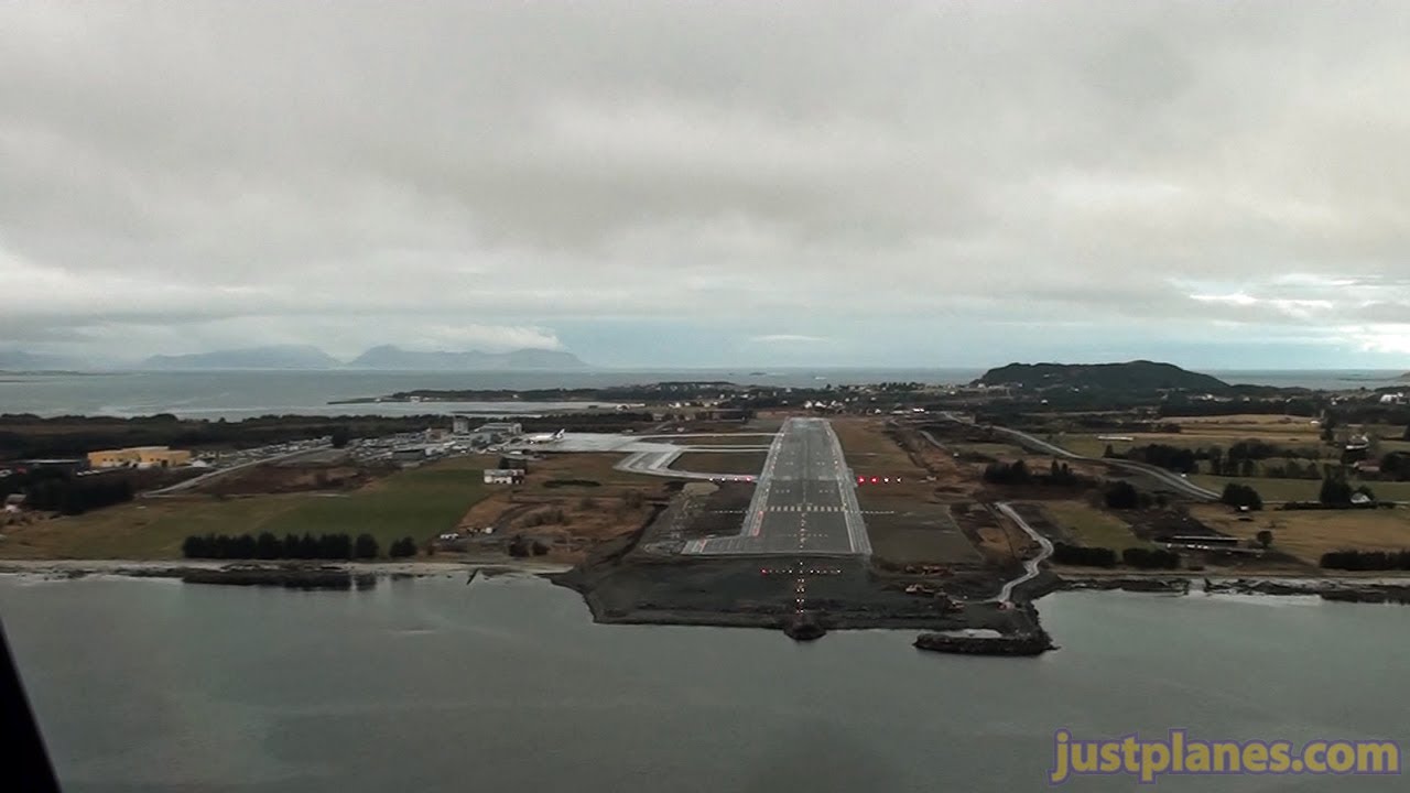PilotCAM into Alesund Rwy 25