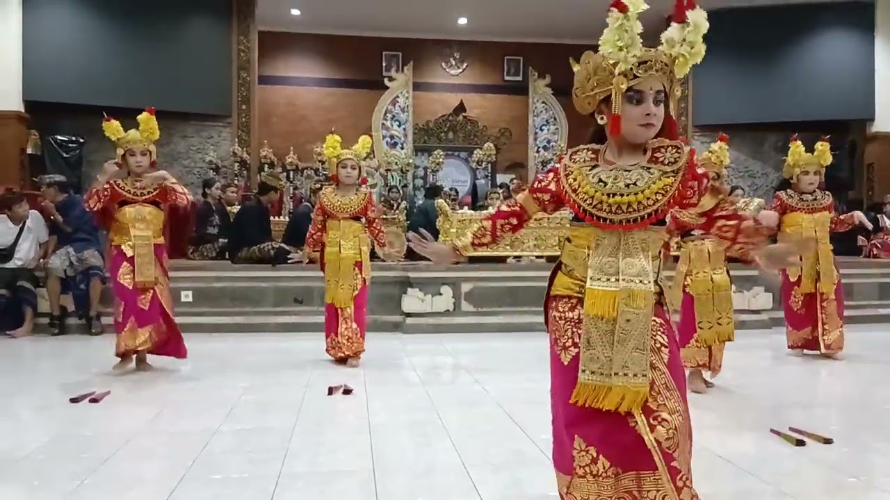 Pentas Budaya Tari Condong dari Sanggar Ganda Kumara 23 November 2025