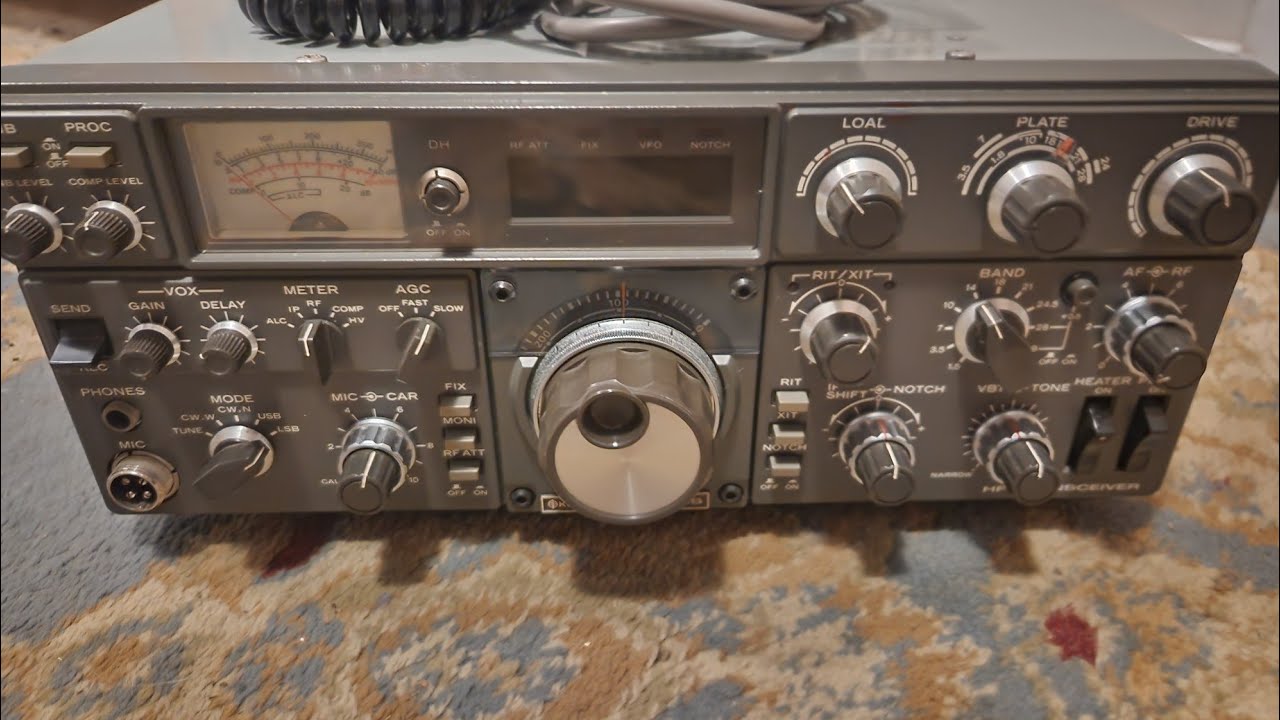 TRIO TS-830V トリオ トランシーバー SSB 動作品 アマチュア無線機