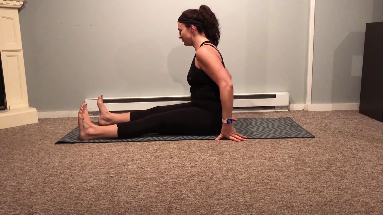 35 Minute Pilates Mat with Paula YouTube