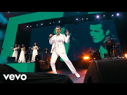 Palito Ortega - Un Muchacho Como Yo (En Vivo en el Luna Park) (Official Video)