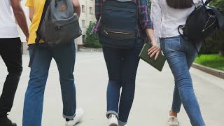Estudiantes de Richmond pueden recibir una beca para ir a la universidad: estos son los requisitos