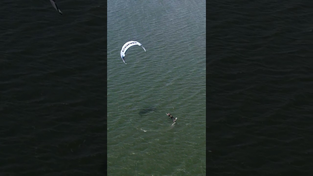 Whats the name of this trick? // kite foiling