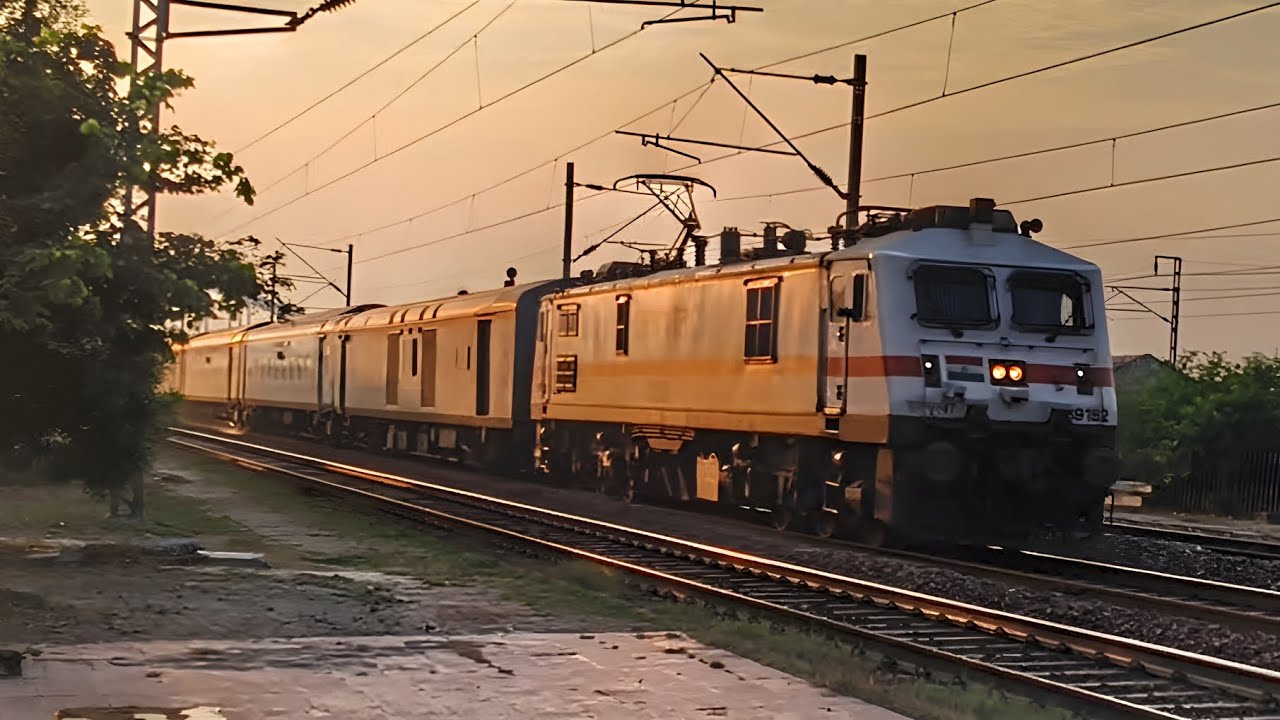 20839 Rajdhani Express || Ranchi - New Delhi !!! - YouTube