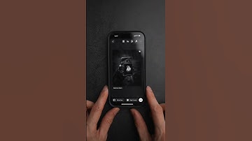 How to add a Black Background in your Instagram Story