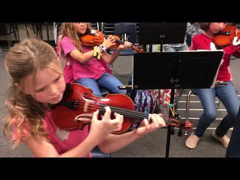 Beginning Orchestra (M/W) - Puppet Parade