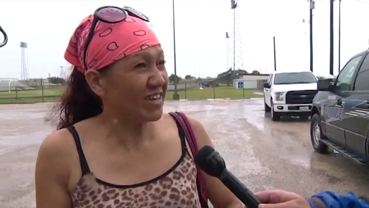 Last busload of residents evacuates Matagorda County