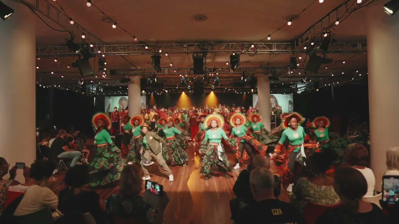 Kinetika Bloco Senior Summer School Showcase 2025 - Everybody Loves The Sunshine