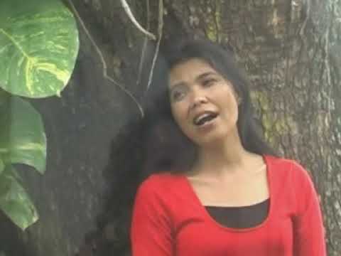 TONGKAT DAN MENARA - NOVANITA KAMUH