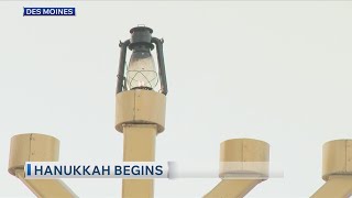 First Night Of Hanukkah Celebrations In Des Moines