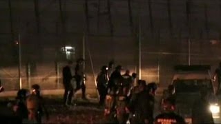 Melilla 'anti-climb' fence stops African migrants entering Spanish enclave
